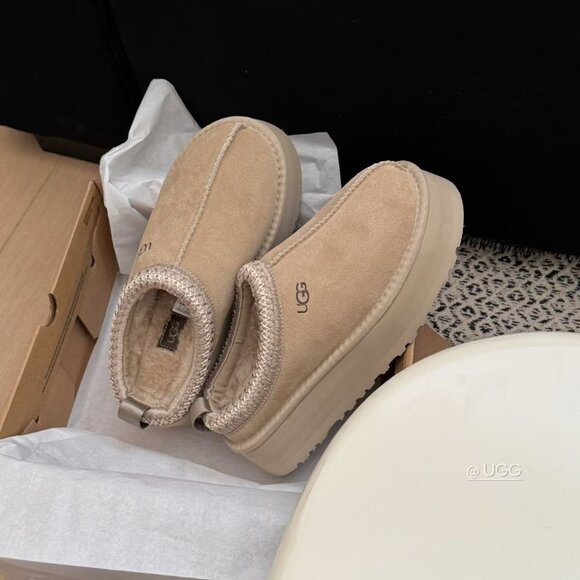 UGG  Tazz platform slippers - Picture 5 of 6